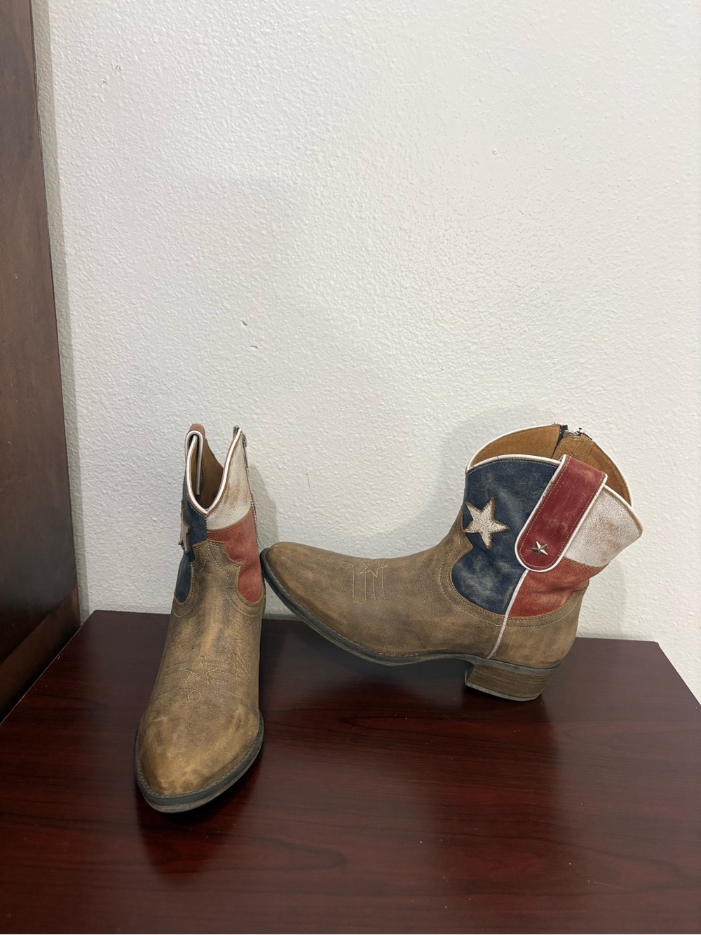 Women's Distressed Brown Western Ankle Booties with Flag Accent size 10